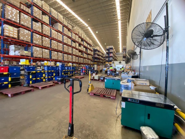 ให้เช่าโกดังโรงงาน 9,966 ตรม อยู่ถนนบางนา-ตราด กม 19 บางพลี สมุทรปราการ พื้นที่สีม่วง ขอใบอนุญาติโรงงาน รง.4 ได้ ใกล้นิคมอุตสาหกรรมบางพลี สุวรรณภูมิ